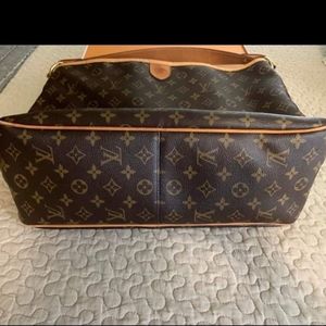LV Delightful MM Bag.